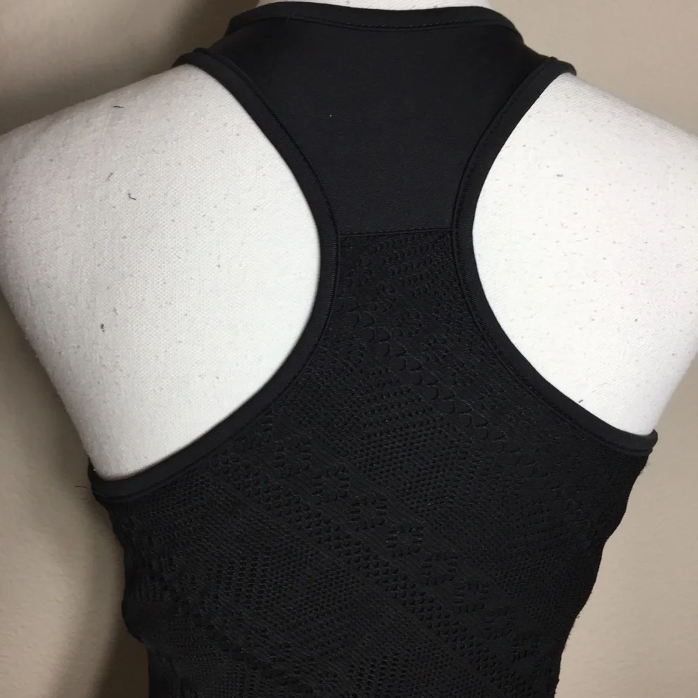 Fila Women’s Athletic Top - Picture 4 of 6